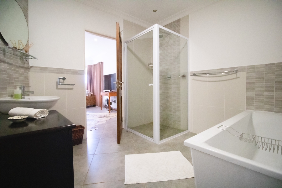 4 Bedroom Property for Sale in C Place Eastern Cape